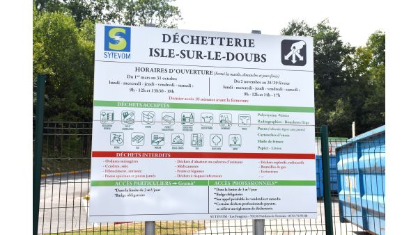 La déchetterie de L'Isle sur le Doubs